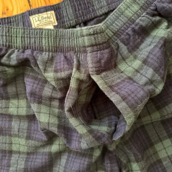 L.L. Bean Green and Navy Plaid Boxers - Picture 4 of 4